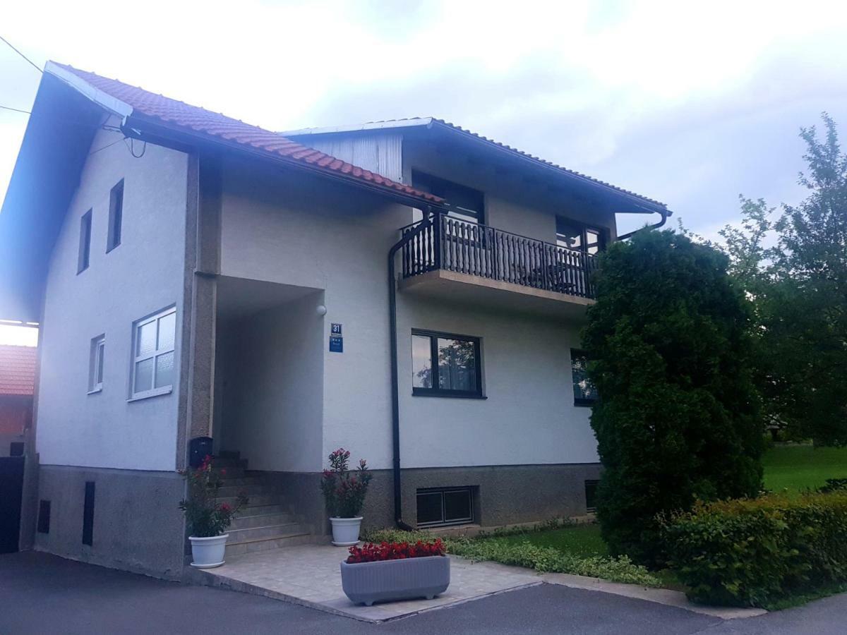 Apartman Ruzica Огулин Экстерьер фото